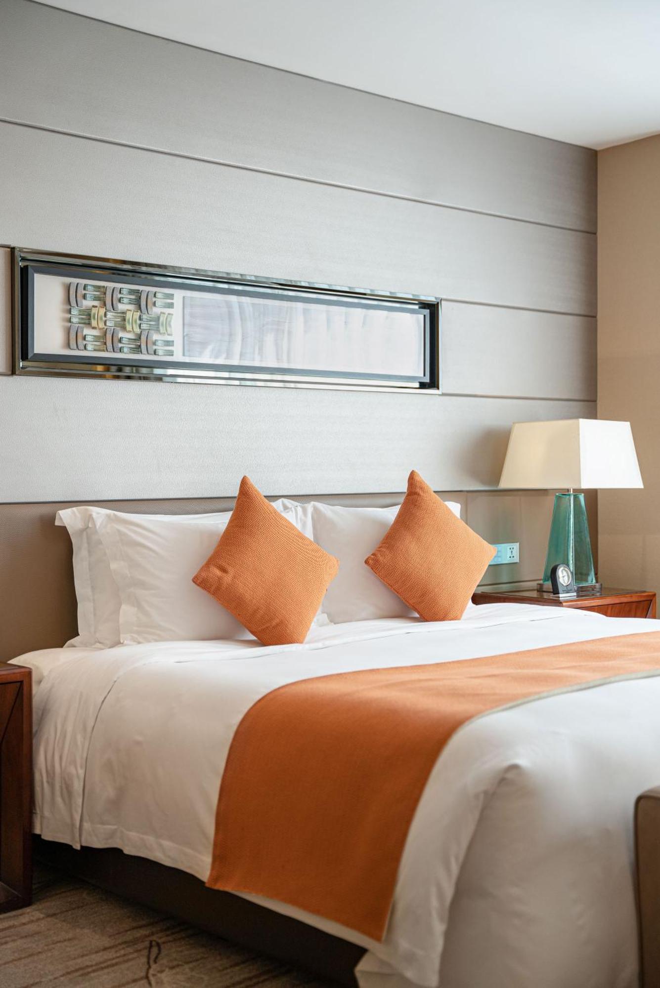 Swissotel Guangzhou Exterior photo