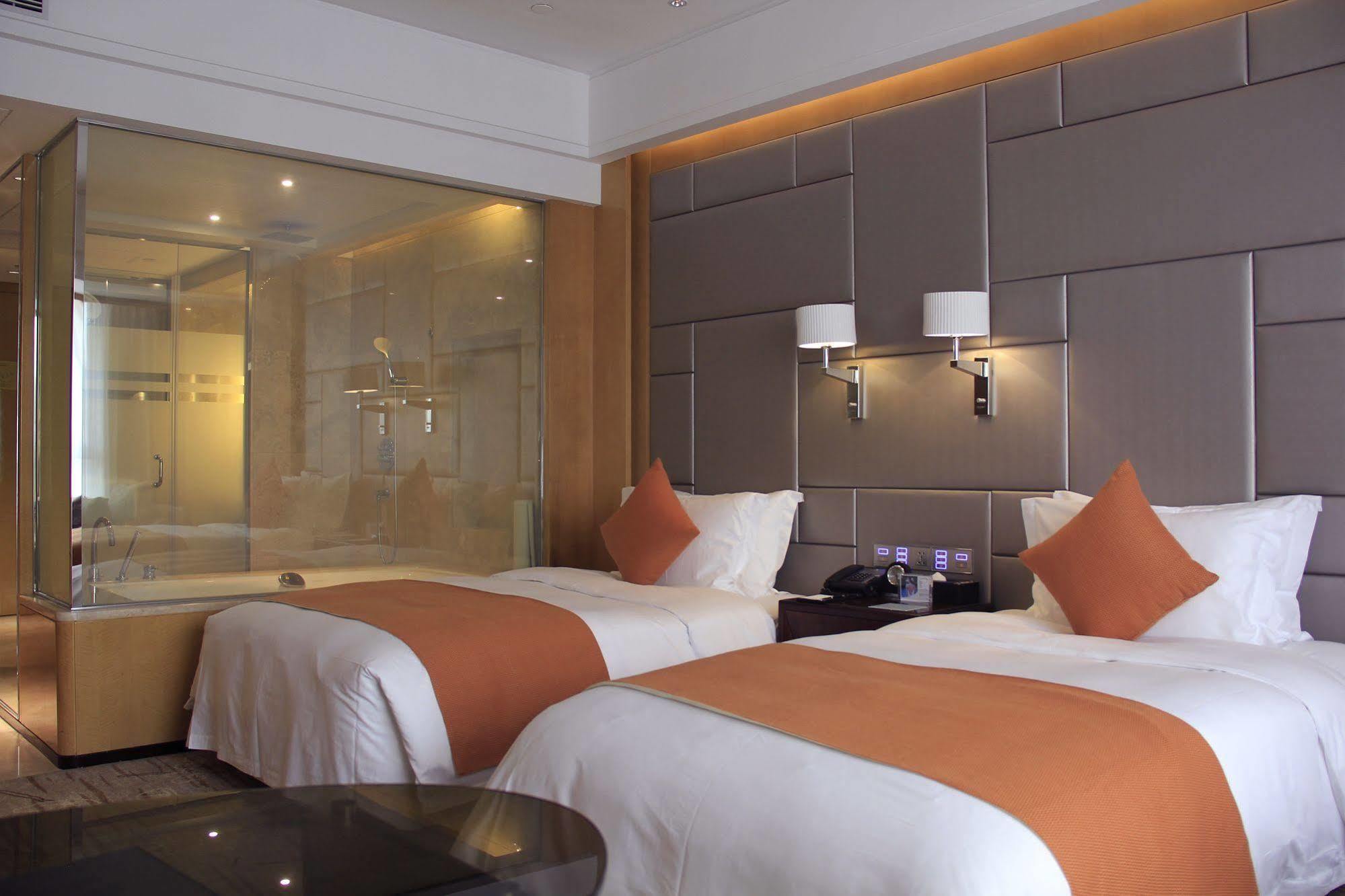 Swissotel Guangzhou Exterior photo
